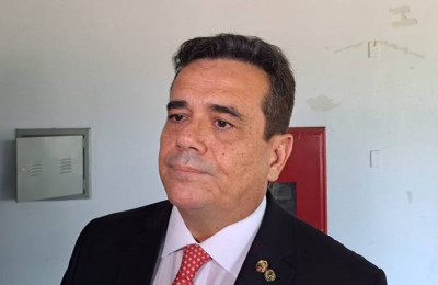Henrique Pires parabeniza o ministro Wellington Dias pela redução da fome no Brasil